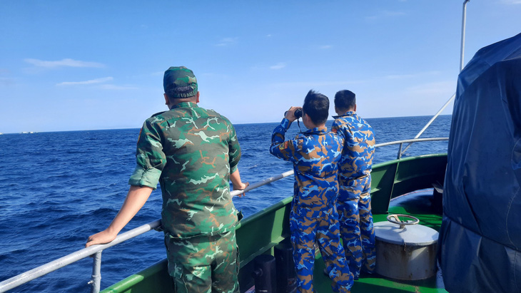 Đã tìm thấy thi thể ngư dân gặp nạn ở biển Phú Quý - Ảnh 1.