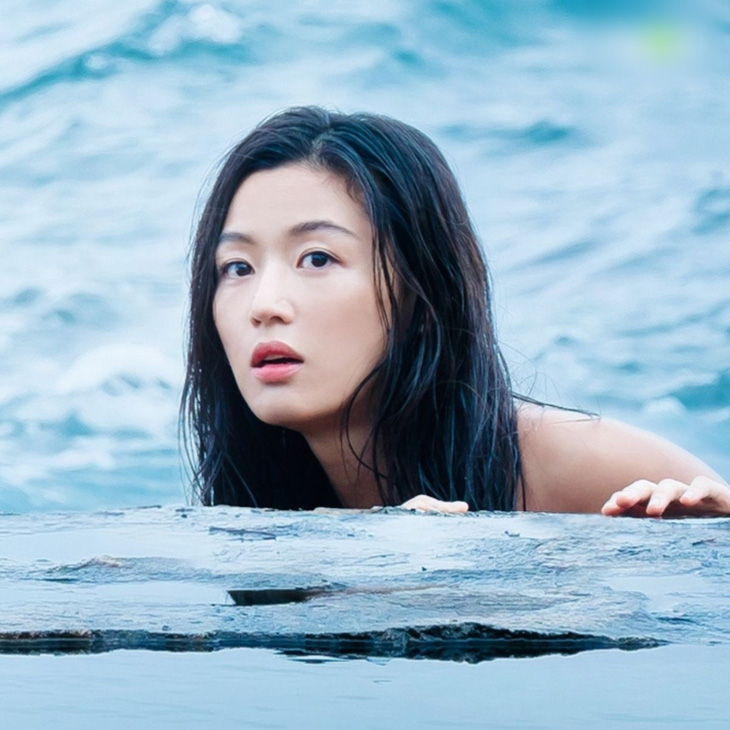 6 nàng tiên cá gây sốt, mợ chảnh Jun Ji Hyun đạt vị trí bất ngờ - Ảnh 3.