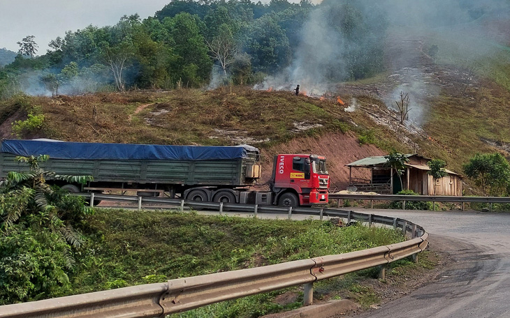 Đề xuất xây băng tải để vận chuyển than đá xuyên biên giới từ Lào qua Quảng Trị