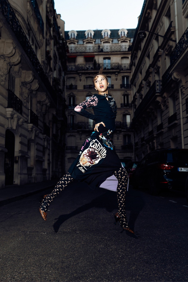 Quỳnh Anh Shyn lên sóng Instagram The New York Times, lọt top sao mặc đẹp của Vogue - Ảnh 6.