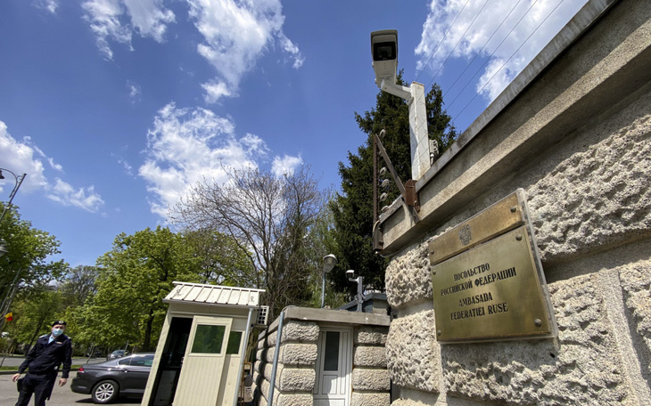 40 nhà ngoại giao và nhân viên Đại sứ quán Nga phải rời Romania