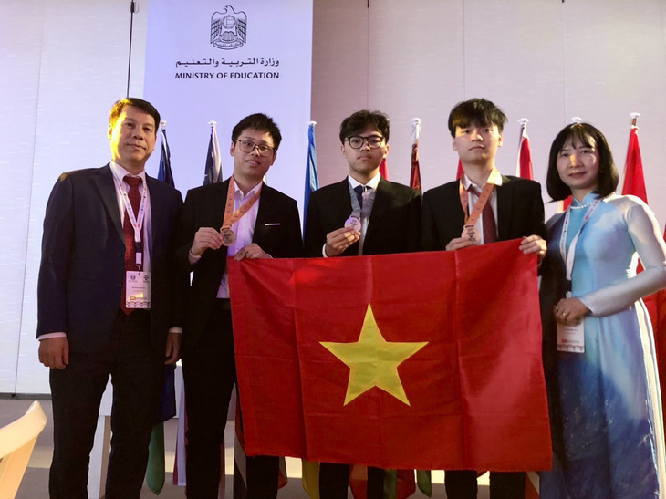 Đội tuyển Việt Nam tham dự Olympic sinh học quốc tế năm 2023 - Ảnh: Bộ Giáo dục và Đào tạo