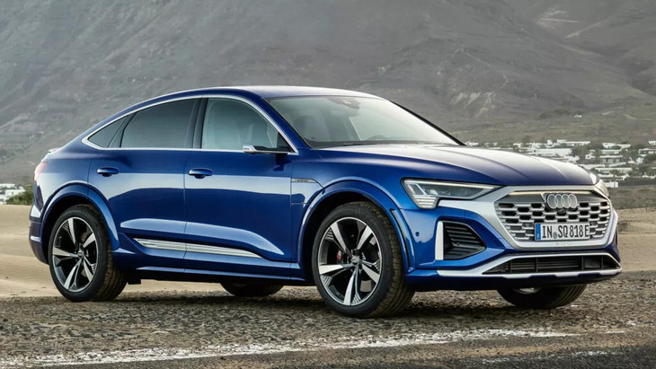 Audi ra mắt xe điện thương mại đầu tiên khá sớm (e-tron vào năm 2018). Nhưng khung gầm họ đang sử dụng không thật sự tối ưu cho xe điện, cần một sự thay thế mới tân tiến hơn - Ảnh: Audi