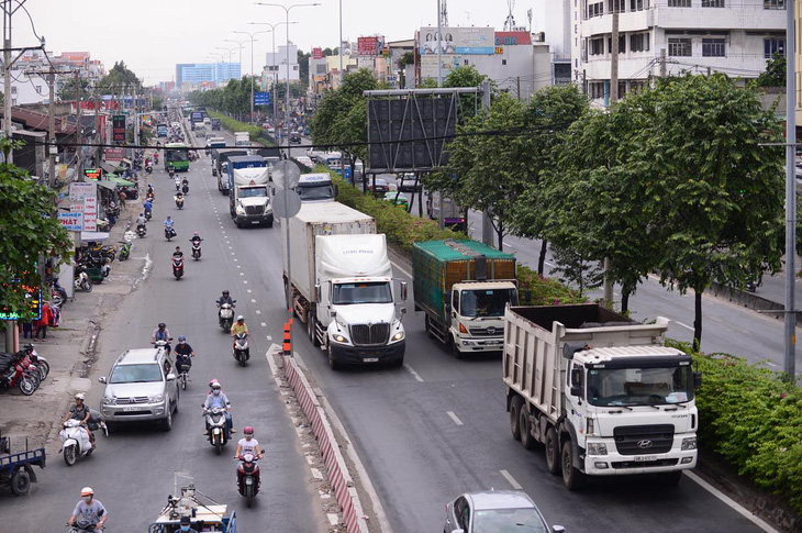 Cao tốc TP.HCM - Mộc Bài được trông đợi sẽ giúp giảm tải quốc lộ 22 hiện đang quá tải - Ảnh: QUANG ĐỊNH