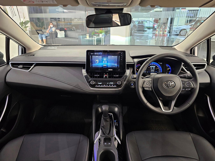 Toyota Corolla Altis 2023 không có quá nhiều thay đổi, chỉ bổ sung vài trang bị và tính năng - Ảnh: Autolifethailand
