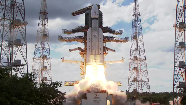 Tàu Chandrayaan-3 được phóng từ Trung tâm vũ trụ Satish Dhawan chiều 14-7 - Ảnh: Cơ quan nghiên cứu vũ trụ Ấn Độ (ISRO)