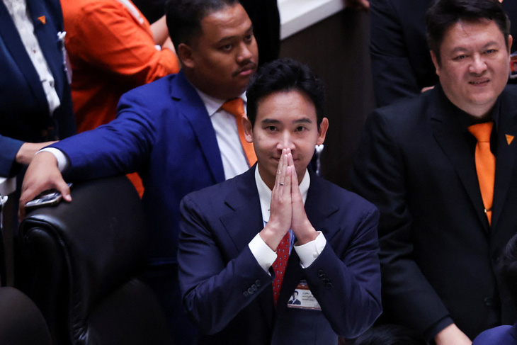 Ông Pita Limjaroenrat tại Quốc hội Thái Lan ngày 13-7 - Ảnh: REUTERS
