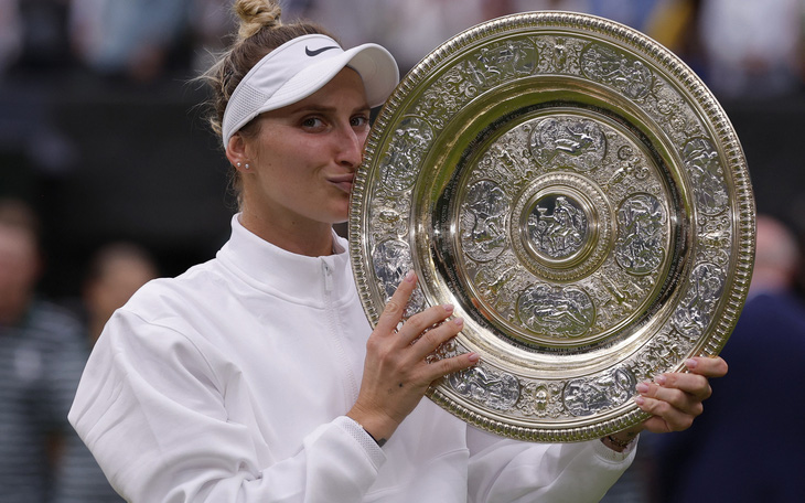 Chuyện cổ tích ở chung kết nữ Wimbledon 2023