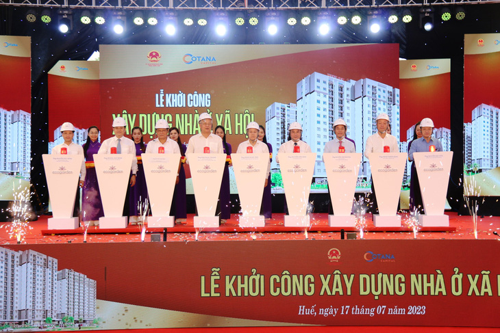 Thừa Thiên Huế vừa khởi công xây dựng thêm hơn 1.000 căn nhà ở xã hội tại khu phức hợp Thủy Vân (TP Huế) - Ảnh: NHẬT LINH