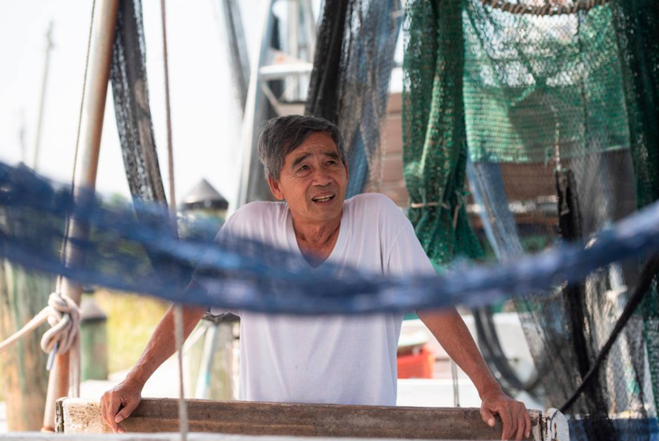 Ông Sau Truong là ngư dân nhưng cổ vũ con cái theo đuổi một công việc khác - Ảnh: SUN HERALD