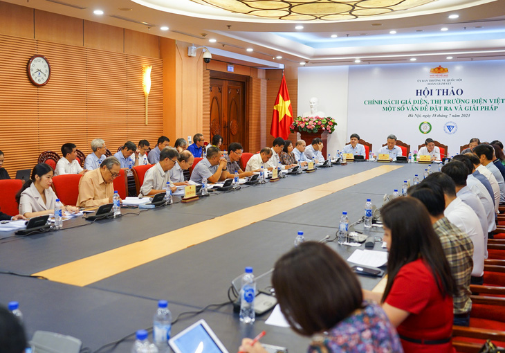 Hội thảo về chính sách giá điện và thị trường điện Việt Nam - Ảnh: Quochoi.vn
