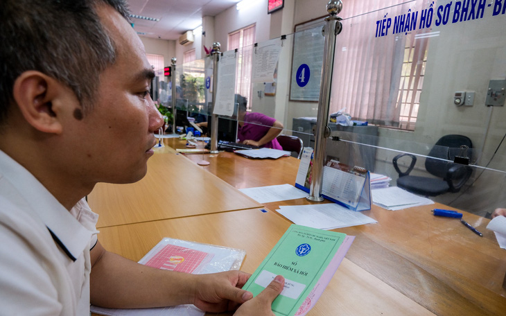 Bảo hiểm xã hội Việt Nam sẽ trả lương hưu, trợ cấp từ 14-8