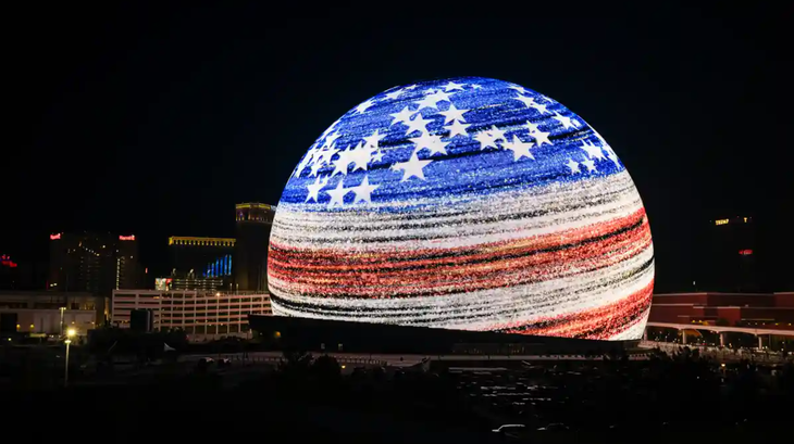 Màn hình LED MSG Sphere trong Ngày Quốc khánh Mỹ - Ảnh: GETTY IMAGES
