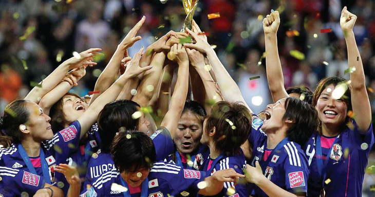 Tuyển nữ Nhật Bản giành chức vô địch World Cup 2011 dù có khởi đầu khó khăn tại đấu trường này - Ảnh: GETTY