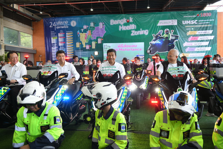 Thủ đô Thái Lan ra mắt đoàn xe máy cứu thương - Ảnh 1.