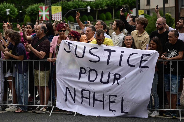 Thiếu niên 17 tuổi Nahel M. bị cảnh sát Pháp bắn chết là ai? - Ảnh 1.