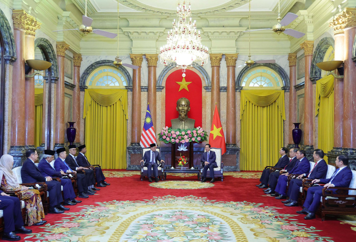 Toàn cảnh cuộc tiếp của Chủ tịch nước Võ Văn Thưởng với Thủ tướng Malaysia Anwar Ibrahim - Ảnh: TTXVN