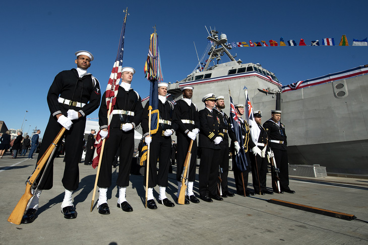 Lễ biên chế USS Canberra tại Úc ngày 22-7 - Ảnh: Bộ Quốc phòng Mỹ