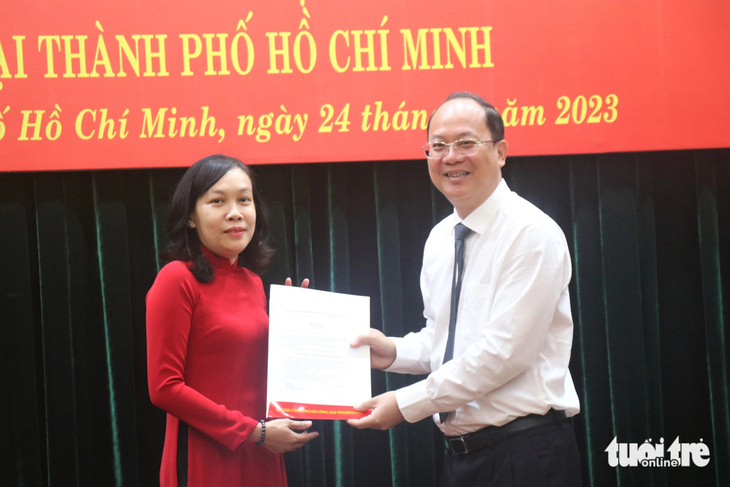 Bà Võ Thị Quỳnh Hoa giữ chức chủ nhiệm Ủy ban Kiểm tra Đảng ủy Ban Quản lý các khu chế xuất và công nghiệp TP nhiệm kỳ 2020-2025 - Ảnh: CẨM NƯƠNG