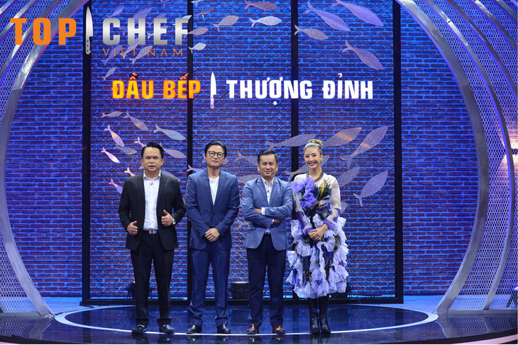 Top Chef Việt Nam tập 7: Quỳnh Anh Shyn thưởng thức đại tiệc lẩu 3 miền - Ảnh 1.
