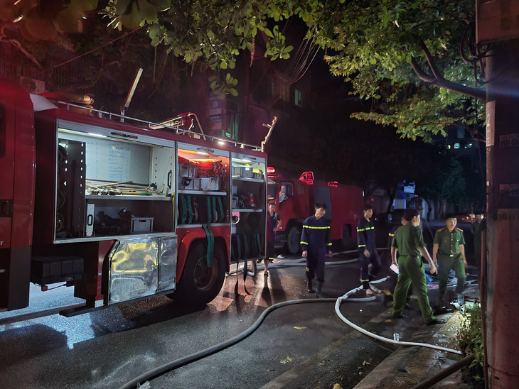 "Anh cảnh sát" lao vào lửa cứu 6 người ở Hà Nam, chủ nhà viết thư cảm ơn - Ảnh: LAN ANH