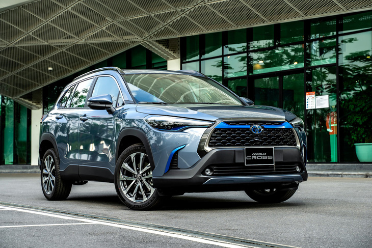 Toyota Corolla Cross Hybrid là mẫu hybrid phổ thông đầu tiên được bán chính hãng tại Việt Nam - Ảnh: Toyota