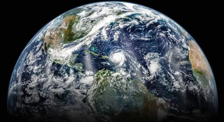 Cảnh các cơn bão hình thành trên Đại Tây Dương - Ảnh: NASA