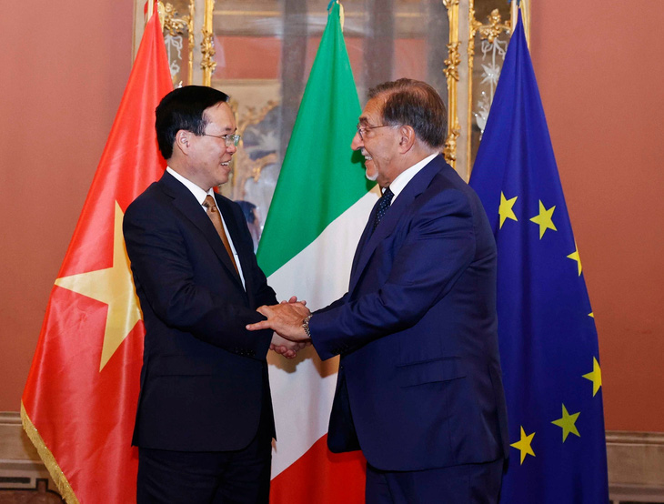Chủ tịch nước Võ Văn Thưởng gặp Chủ tịch Thượng viện Ý Ignazio La Russa - Ảnh: TTXVN