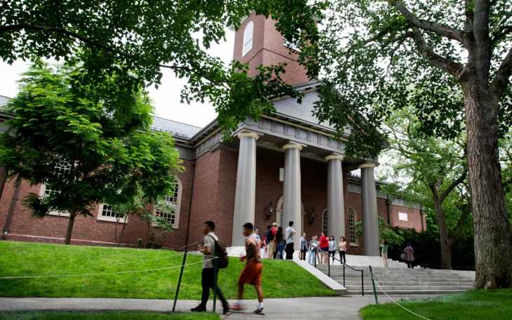 Bộ Giáo dục Mỹ điều tra nghi vấn Đại học Harvard ưu tiên tuyển "con nhà giàu học giỏi"