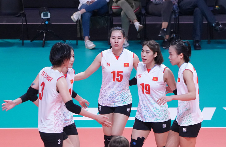 Dù thua Pháp, tuyển bóng chuyền nữ Việt Nam đã có trận đấu rất hay - Ảnh: VFV 