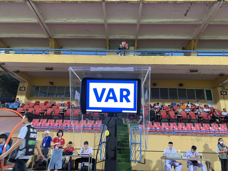 Công nghệ VAR đã sẵn sàng để &quot;ra mắt&quot; ở V-League 2023 - Ảnh: MINH ĐỨC