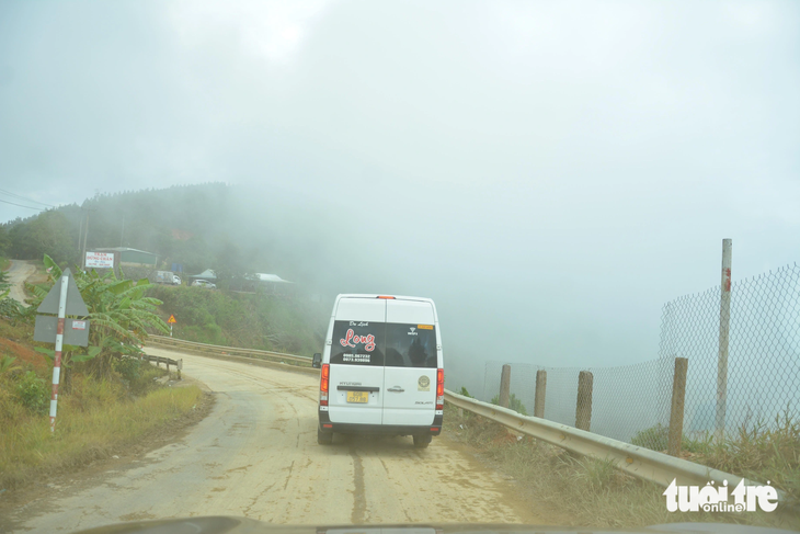 Đèo Đại Ninh thường có nhiều sương mù, khuất tầm nhìn