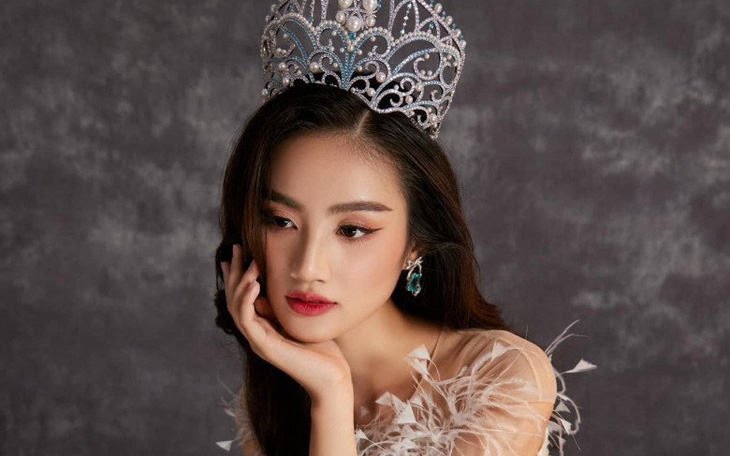 Fan Việt đòi tước vương miện của Ý Nhi, Miss World International phản ứng