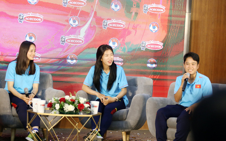 Tuyển nữ Việt Nam dự World Cup: "Đam mê và tinh thần mới là số 1"