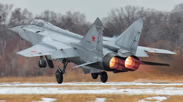 Tiêm kích MiG-31 của Nga - Ảnh: THE DRIVE