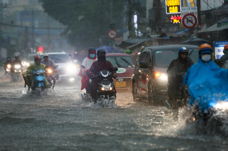 Nam Bộ còn duy trì đợt mưa to trong nhiều ngày tới - Ảnh: LÊ PHAN