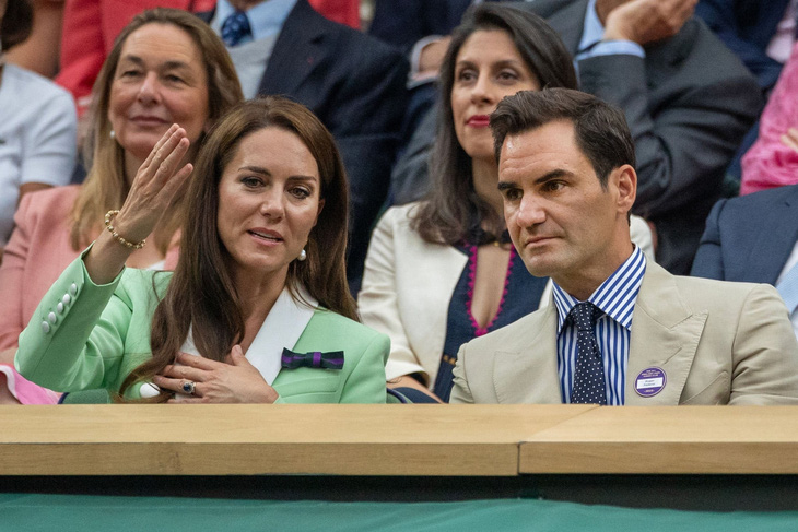 Công nương Kate Middleton và Roger Federer là những người bạn thân. Do đó, cả hai thường trò chuyện cùng nhau khi xem các tay vợt thi đấu dưới sân. Khi còn thi đấu, Federer từng 8 lần vô địch Wimbledon - Ảnh: GETTY
