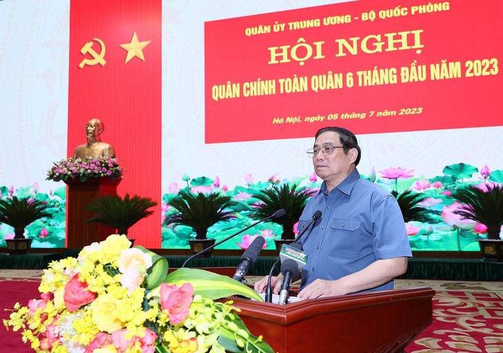 Thủ tướng Phạm Minh Chính phát biểu tại Hội nghị Quân chính toàn quân 6 tháng đầu năm 2023 - Ảnh: TTXVN