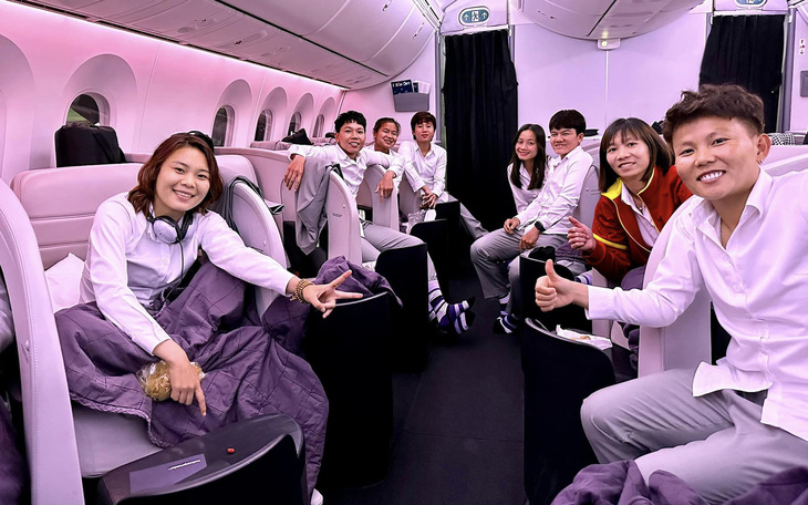Tuyển nữ Việt Nam bay 3 chặng mới đến nơi giao hữu với tuyển New Zealand