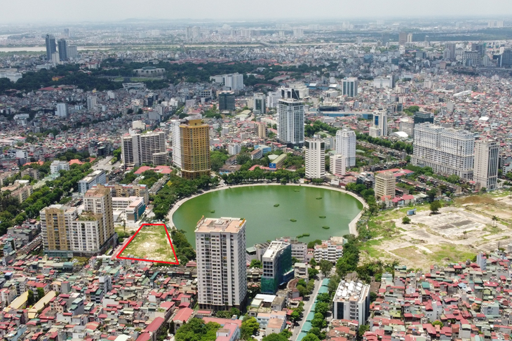 Khu đất 148 Giảng Võ (được khoanh đỏ) nằm giữa trung tâm quận Ba Đình - Ảnh: CTV