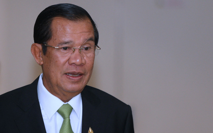 Ông Hun Sen kêu gọi Mỹ đừng gửi bom chùm cho Ukraine