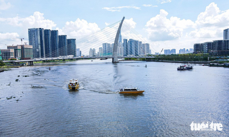 Quy hoạch ven sông Sài Gòn, sông Đồng Nai có ý nghĩa quan trọng, nhằm khai thác tiềm lực về kinh tế ven sông, cảng, du lịch, giao thông thủy - Ảnh: CHÂU TUẤN