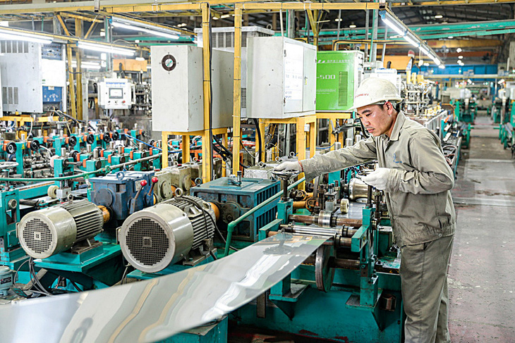 Nhiều doanh nghiệp sản xuất trong nước gặp khó khăn do vướng quy chuẩn đối với thép không gỉ  - Ảnh: N.KH.