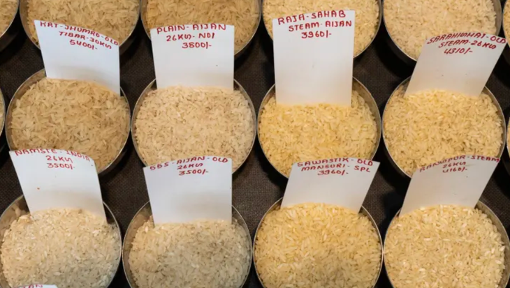 Gạo được bày bán ở Ấn Độ - Ảnh: GETTY IMAGES