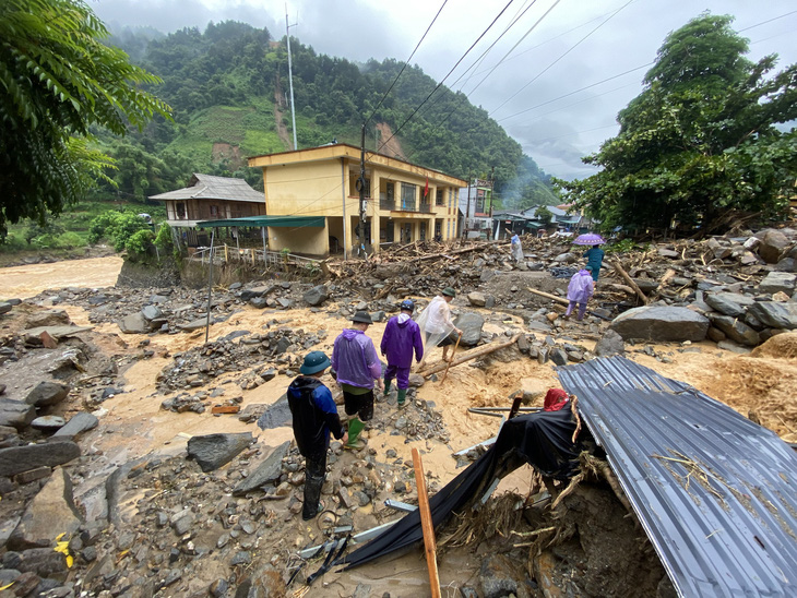 Mưa lớn gây ra lũ quét tại xã Hồ Bốn, huyện Mù Cang Chải, Yên Bái hôm 5-8 - Ảnh: C.TUỆ