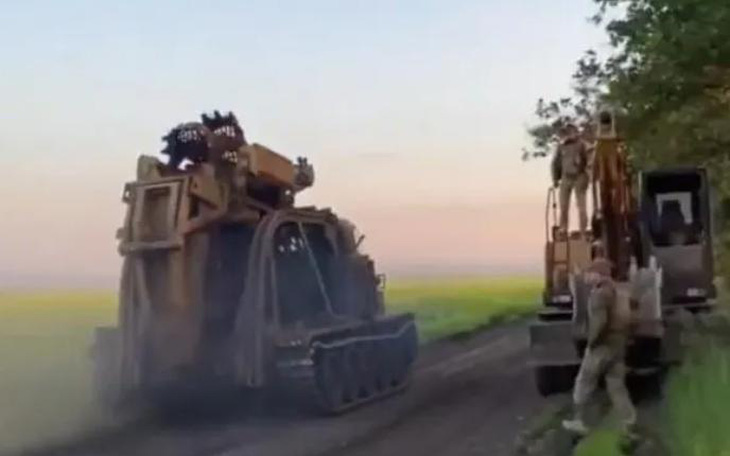 Phát hiện máy đào chiến hào tốc độ cao ở Ukraine