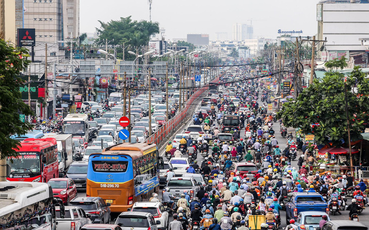 Đặt, đổi tên đường ở TP.HCM sai quy định sẽ bị xử lý  - Ảnh 2.