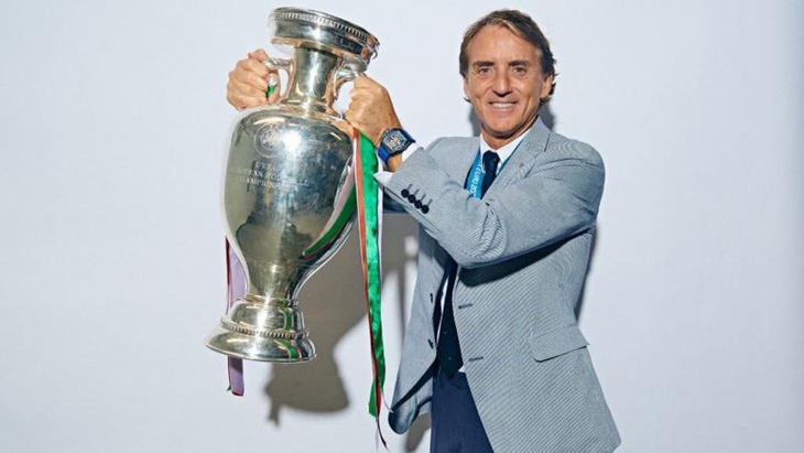 Ông Mancini cùng tuyển Ý đoạt chức vô địch Euro 2020 - Ảnh: BBC