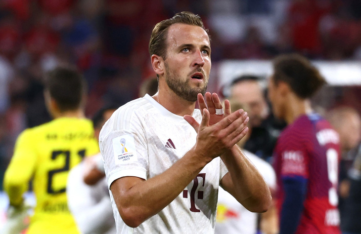 Harry Kane đã có màn ra mắt buồn khi Bayern Munich thảm bại - Ảnh: Reuters