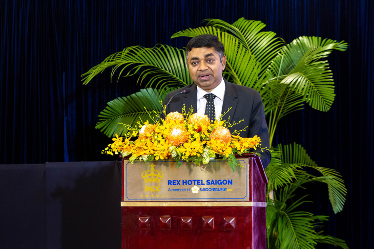 Tổng lãnh sự Ấn Độ tại TP.HCM Madan Moha Sethi phát biểu mở đầu sự kiện giao lưu thúc đẩy hợp tác du lịch Việt Nam - Ấn Độ - Ảnh: NGỌC ĐỨC